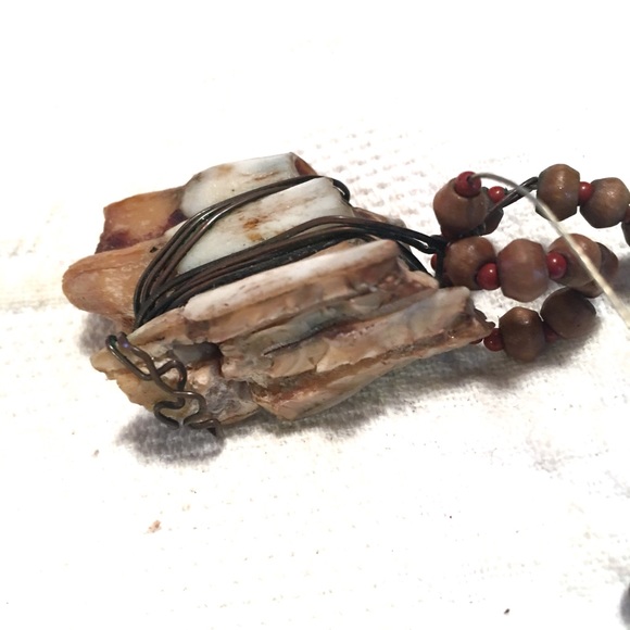 Engagement Necklace made of real animal teeth - Picture 3 of 5